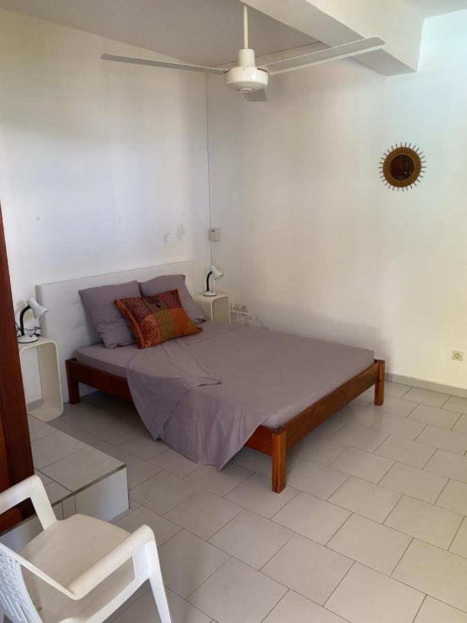 Bas De Villa Courbaril Bouillante Luaran gambar