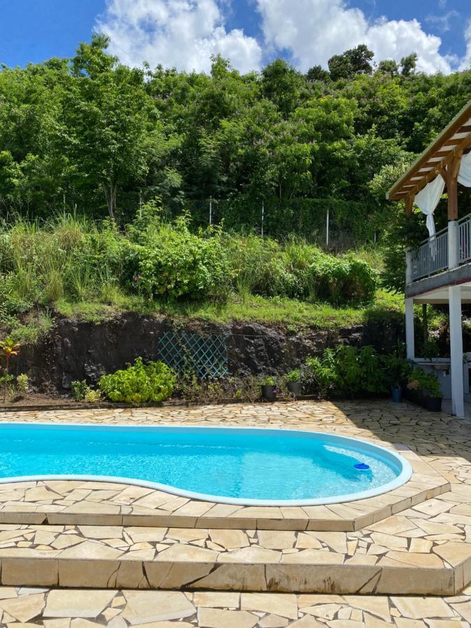 Bas De Villa Courbaril Bouillante Luaran gambar
